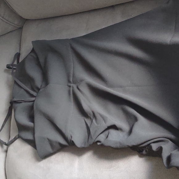 Dress - Picture 4 of 4